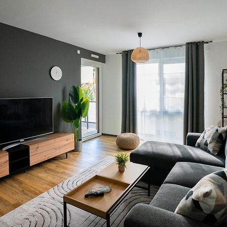 Reitz - Apartment I Zentrale Lage I Stellplatz I 55Qm I 2 Zimmer I Kueche I Bad I Terrasse Bad Hersfeld Exterior foto