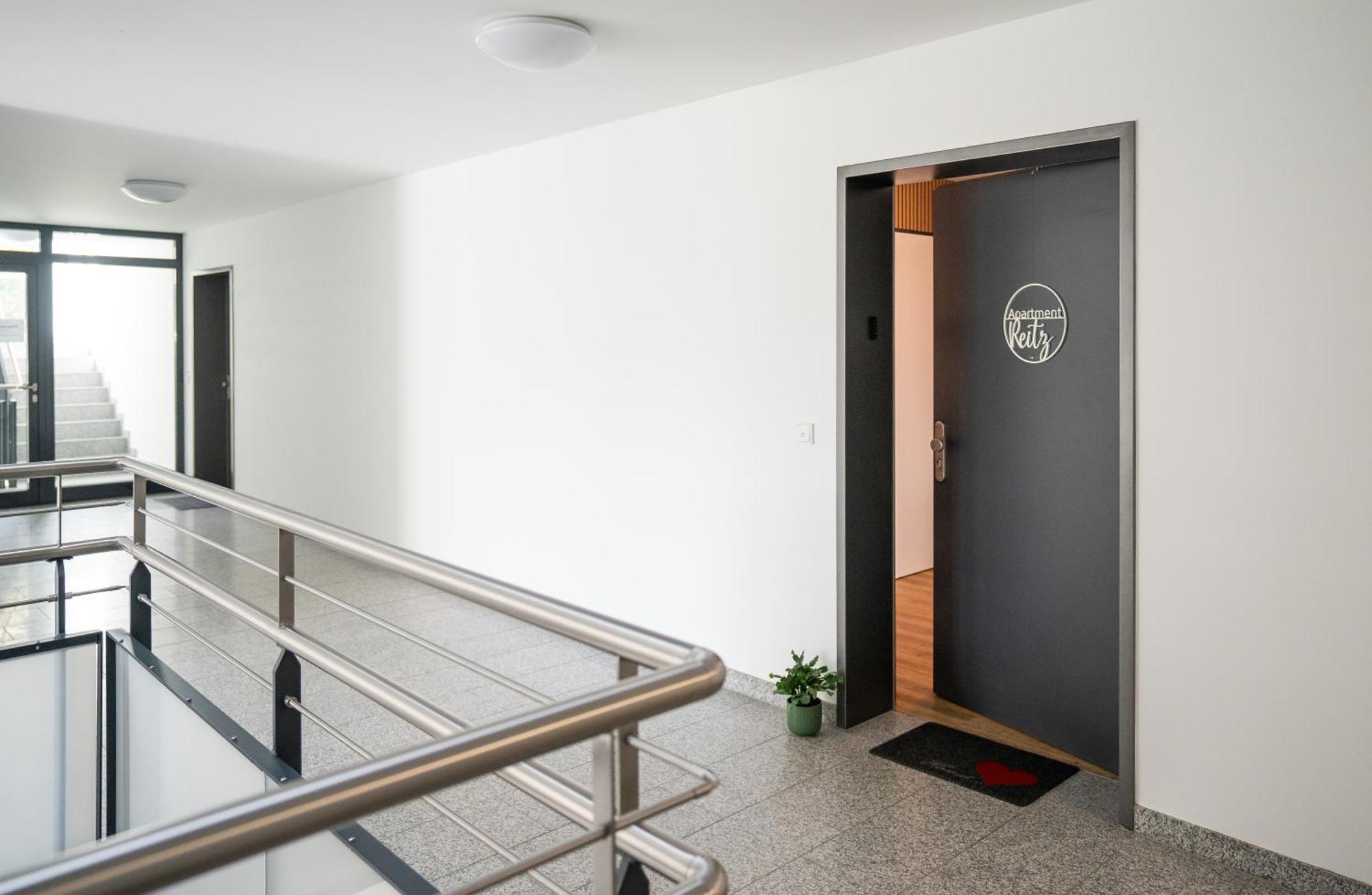 Reitz - Apartment I Zentrale Lage I Stellplatz I 55Qm I 2 Zimmer I Kueche I Bad I Terrasse Bad Hersfeld Exterior foto
